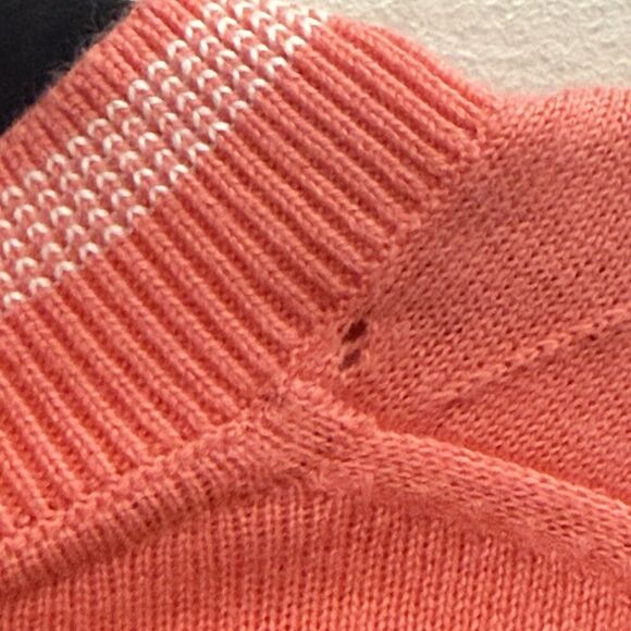 NEW Tommy Hilfiger Argyle Knit Sweater Womens XXL Coral V-neck Preppy Classic - Picture 8 of 8